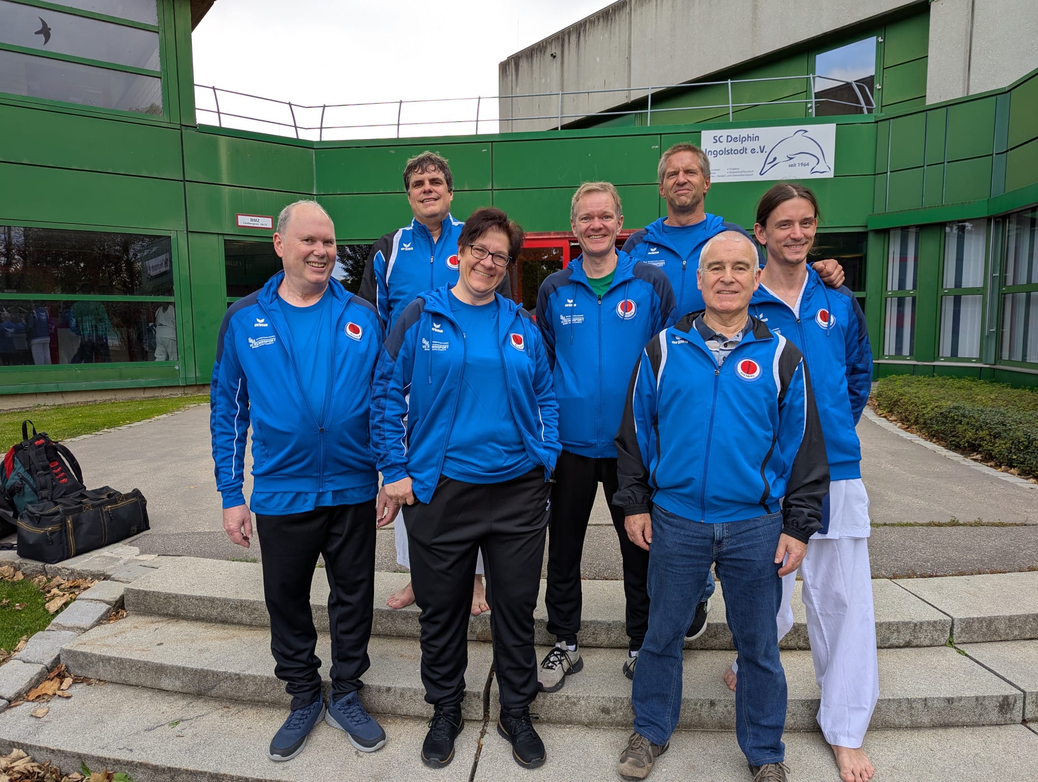 Fleißige Karatekas Herbert I., Andi K., Julia J. und Anita V. beim 19. BKB-Tag in Ingolstadt Fleißige Karatekas Herbert I., Andi K., Julia J. und Anita V. beim 19. BKB-Tag in Ingolstadt